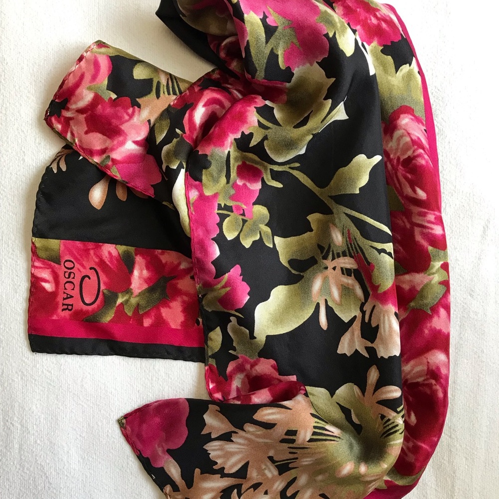 ππΈπΊπOscar de la Renta Floral Scarf ππΊπΈπ - Picture 6 of 8